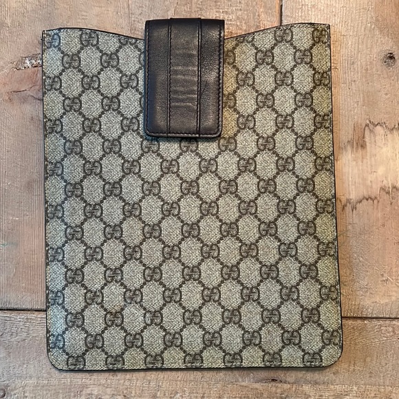 Gucci Other - Lowered price!!! Authentic Gucci iPad case- beige